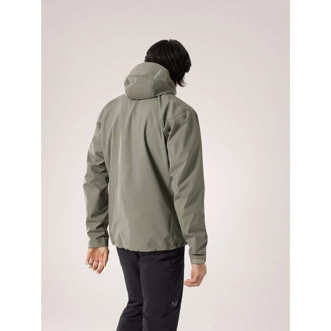 Arc'teryx  Men's Beta Jacket