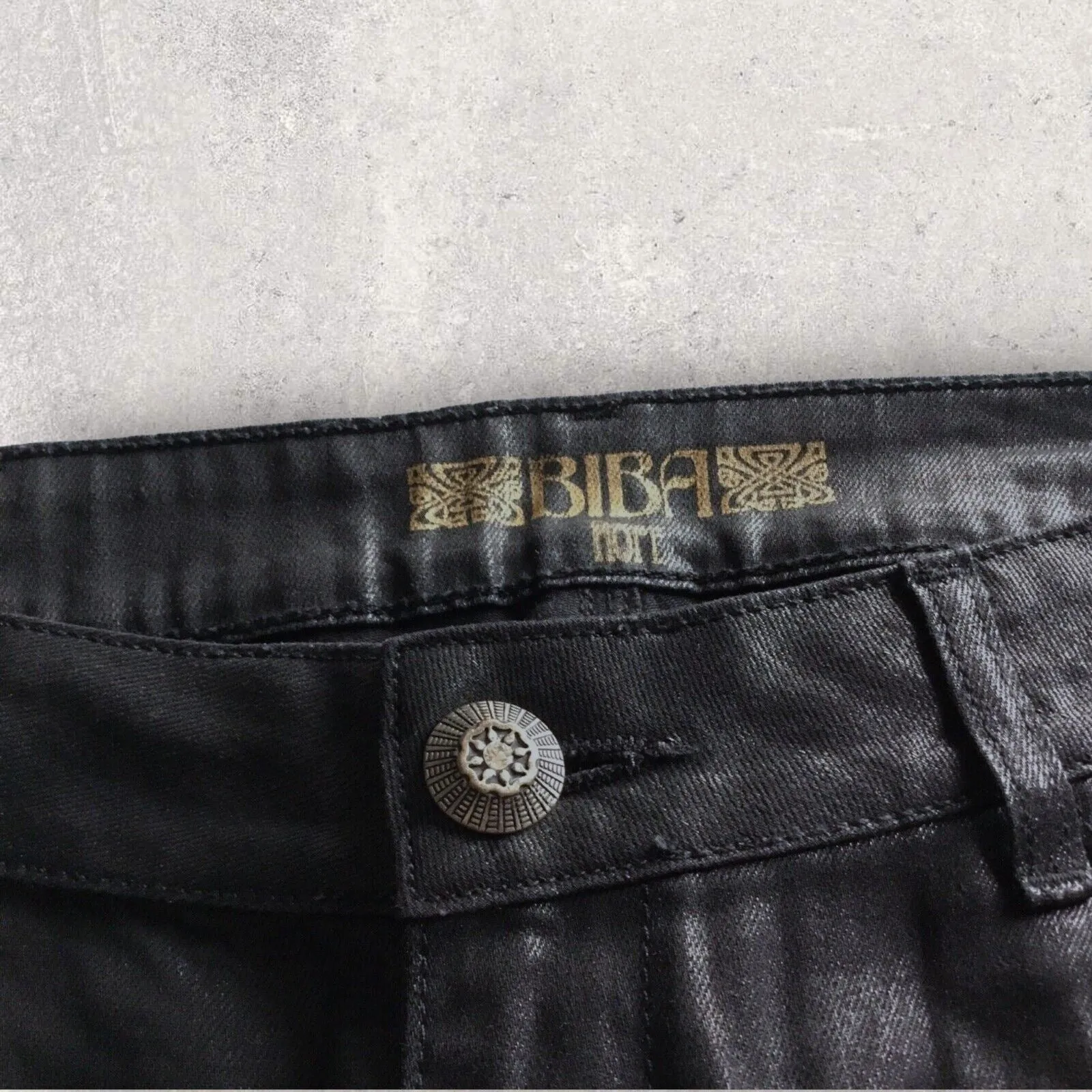 Biba Ladies Black Slim Leg Mid Rise Coated Stretch Jeans  UK 12 US 8 EU 40