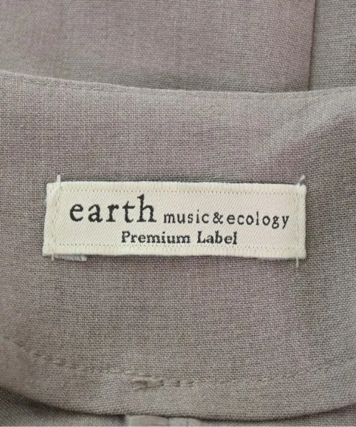 EARTH MUSIC&ECOLOGY Vests